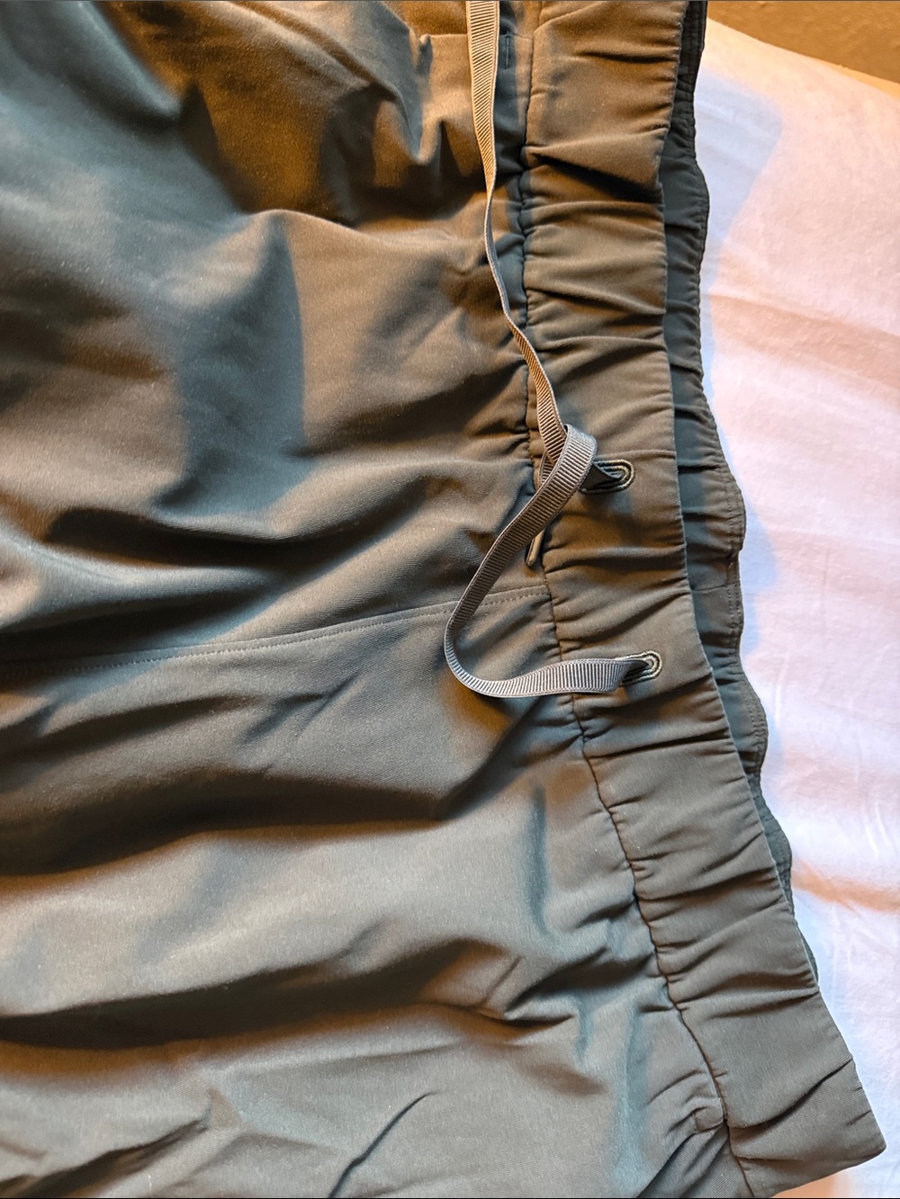 Lululemon - Picture 4 of 5